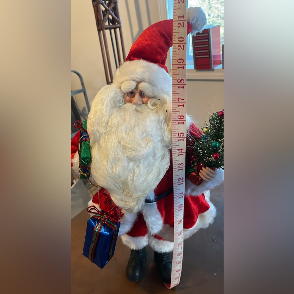 Santa Figure - Picture 2 of 2